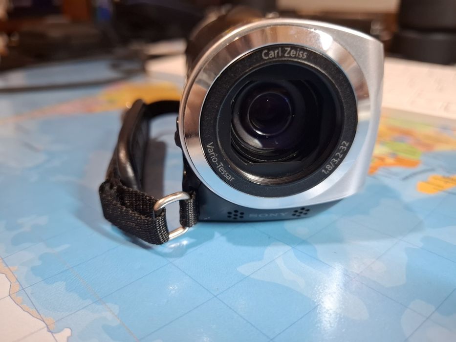 Rezerwacja. Kamera Sony Handycam HDR-CX105