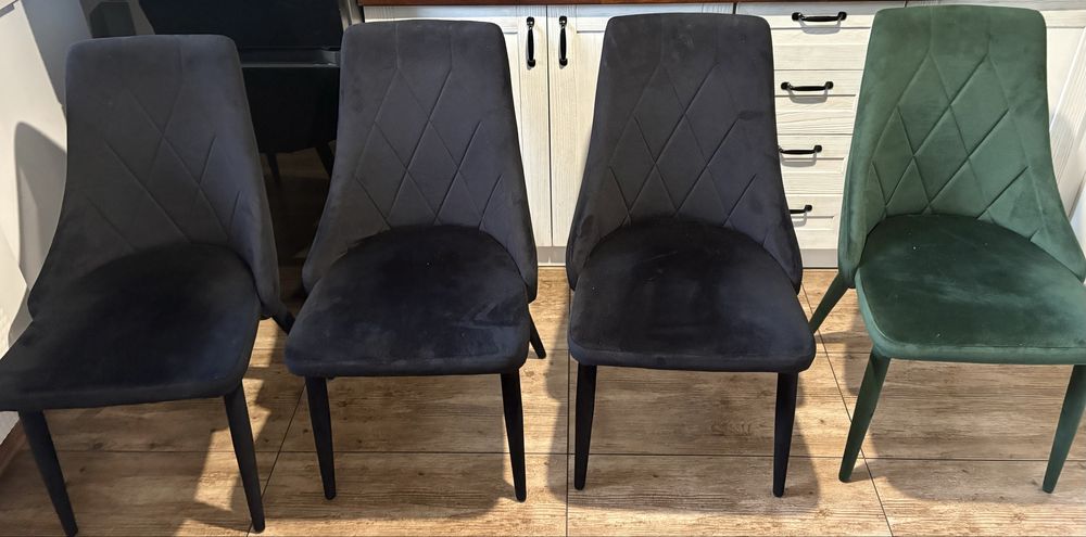 Krzesła tapicerowane