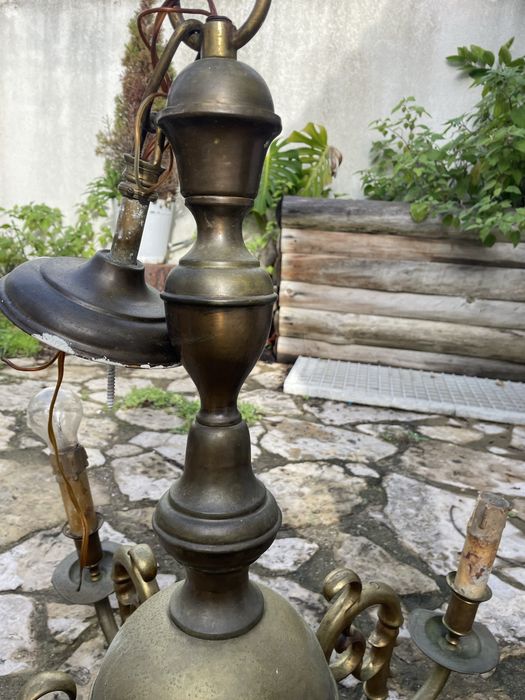 Candeeiro antigo de tecto