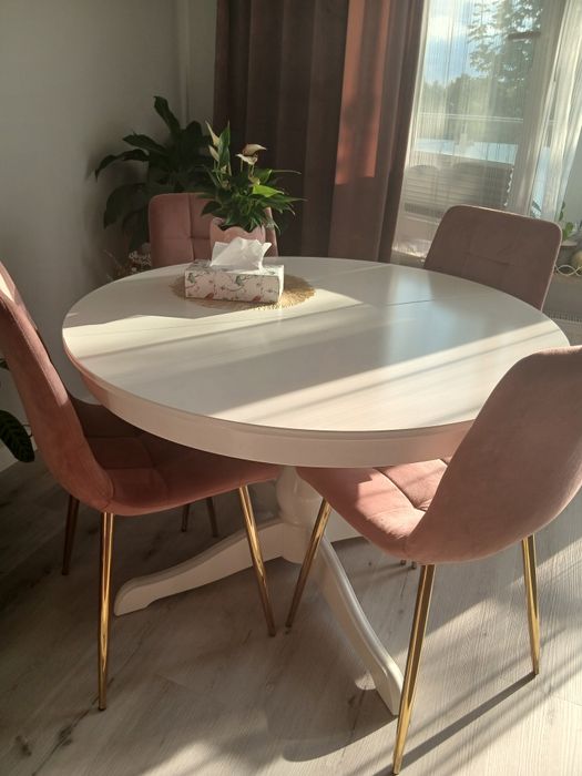 ROSENTORP stół rozkładany 110/155 cm Ikea
Stół rozkładany, biały, 110/155 cm
Stół rozkładany, biały, 110/155 cm