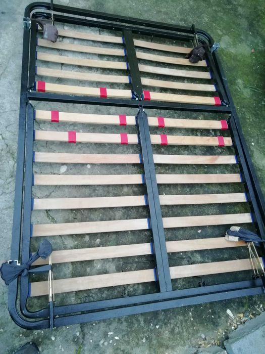 Cama/Estrado de ferro articulado