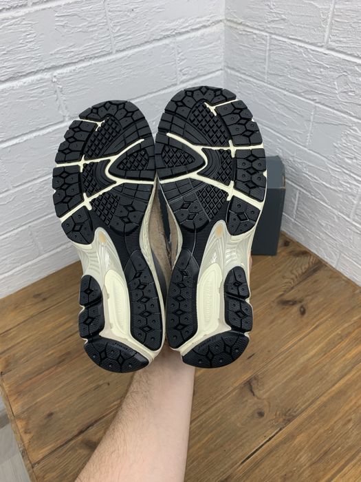 Кроссовки New balance 2002R новые оригинал в коробке