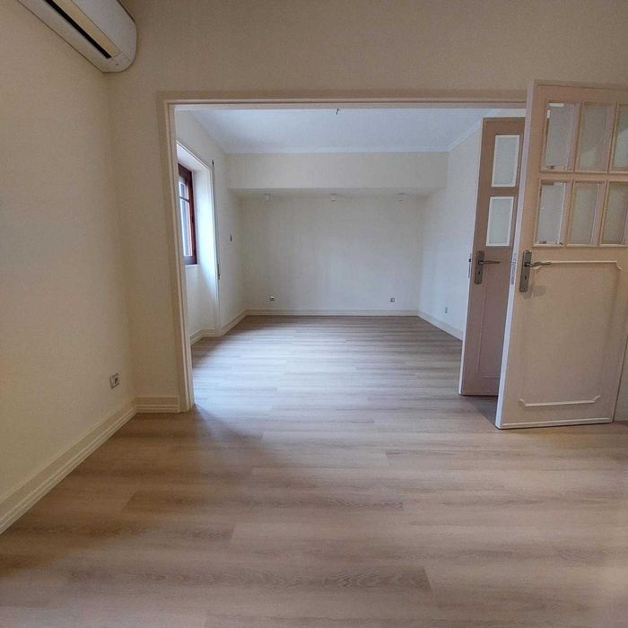 Apartamento T4 em Celas