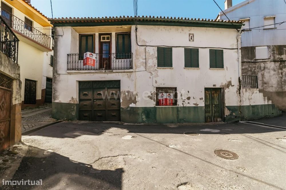 Moradia em Banda T2 / Covilhã, Serra da Estrela