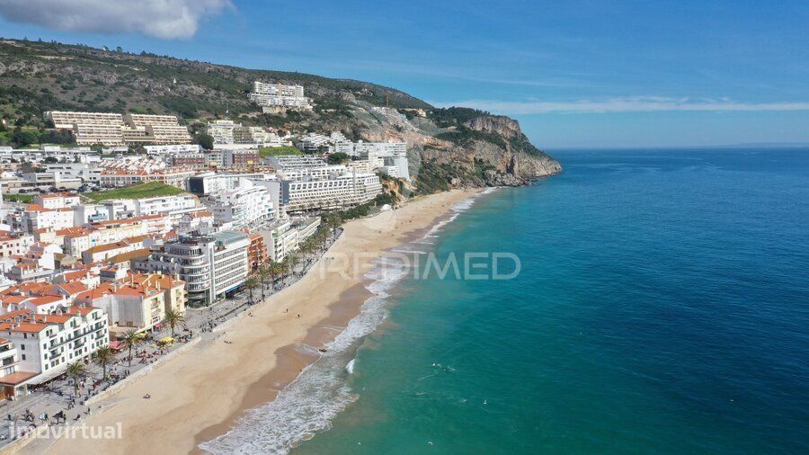 Apartamento T3 com terraço _ a 200 metros da Praia da Califórnia _...