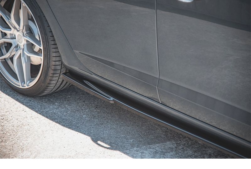 ADIÇÕES LATERAIS PARA SEAT LEON 5F STANDARD / CUPRA / FR / ST 2012-2019