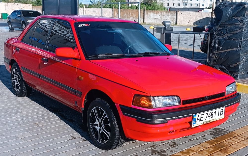 Mazda 323 1.6 16V