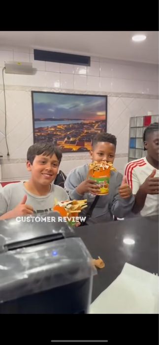 Restaurante de kebab e frango grelhado para transfers