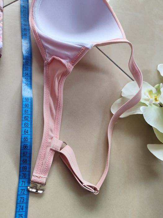 NOWY trzyczęściowy zestaw plażowy bikini  L 40