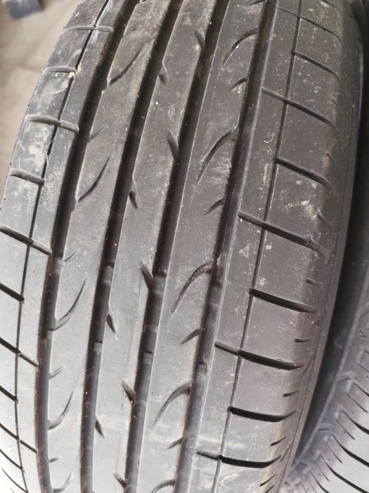 Pneus 225/60r18 Bridgestone Dueler HP Sport 75% piso