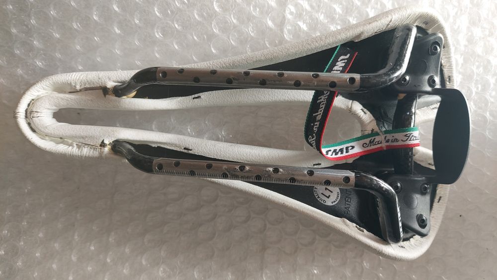 Selins  SMP 4 teste e TT Selle Italia T3 novo