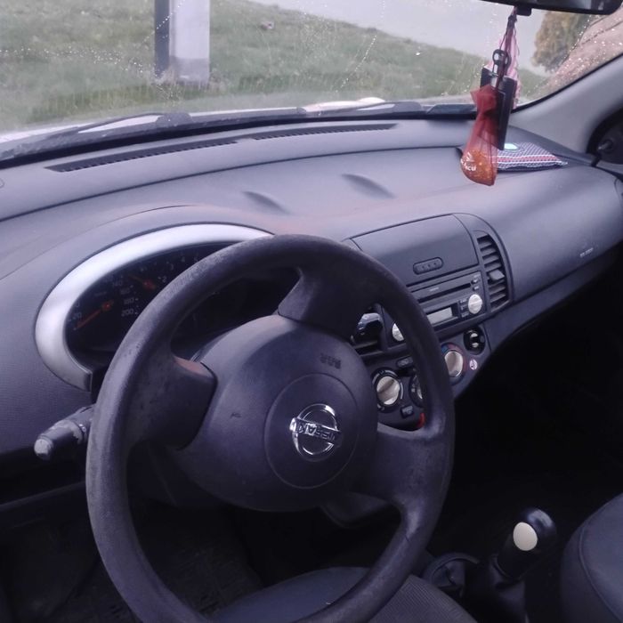 Samochód Nissan Micra