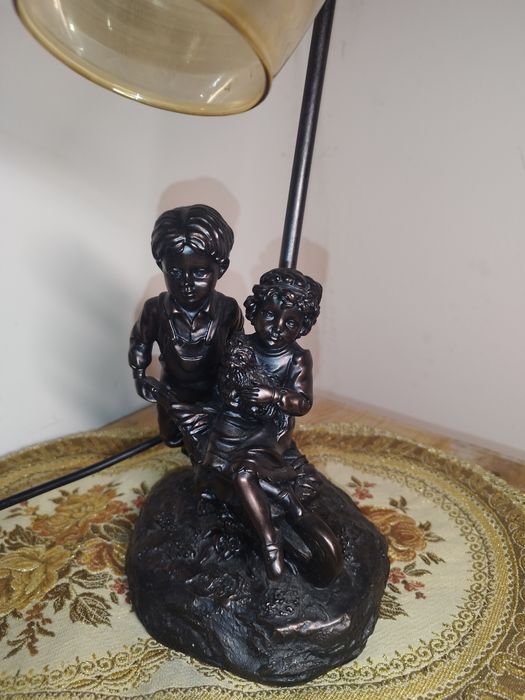 Винтажная настольная лампа