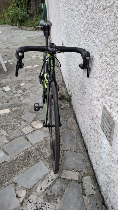 Giant propel advance