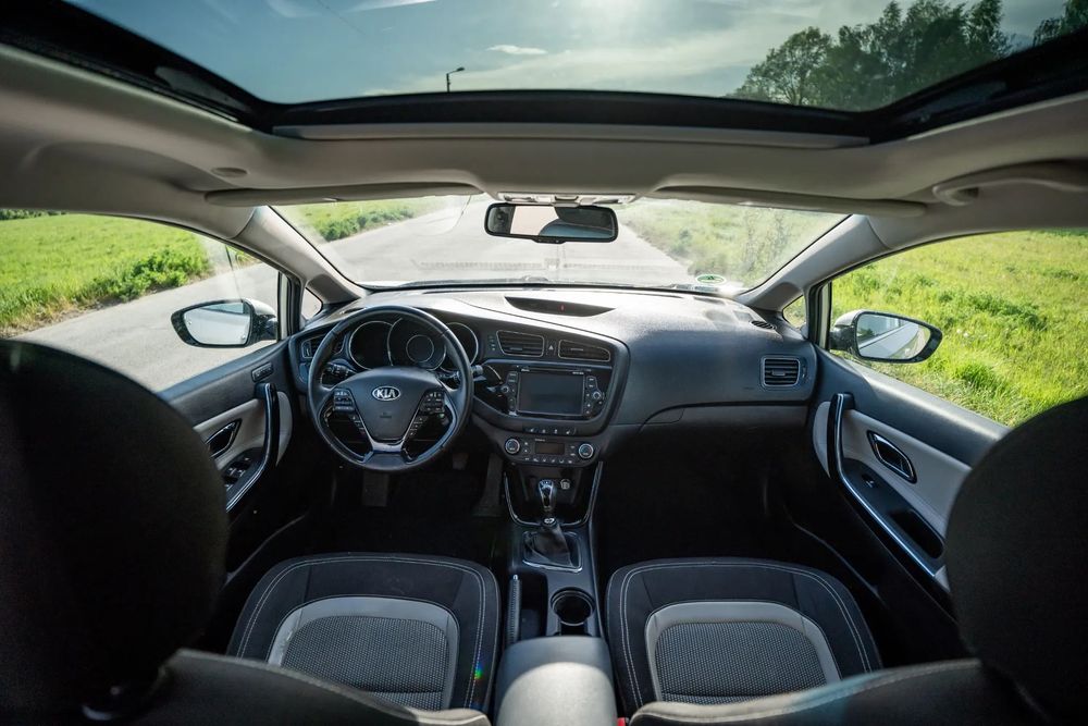 Kia Ceed 2015,Kamera, Nawigacja, LED, Panorama, Podgrzewane fotele i kierownica