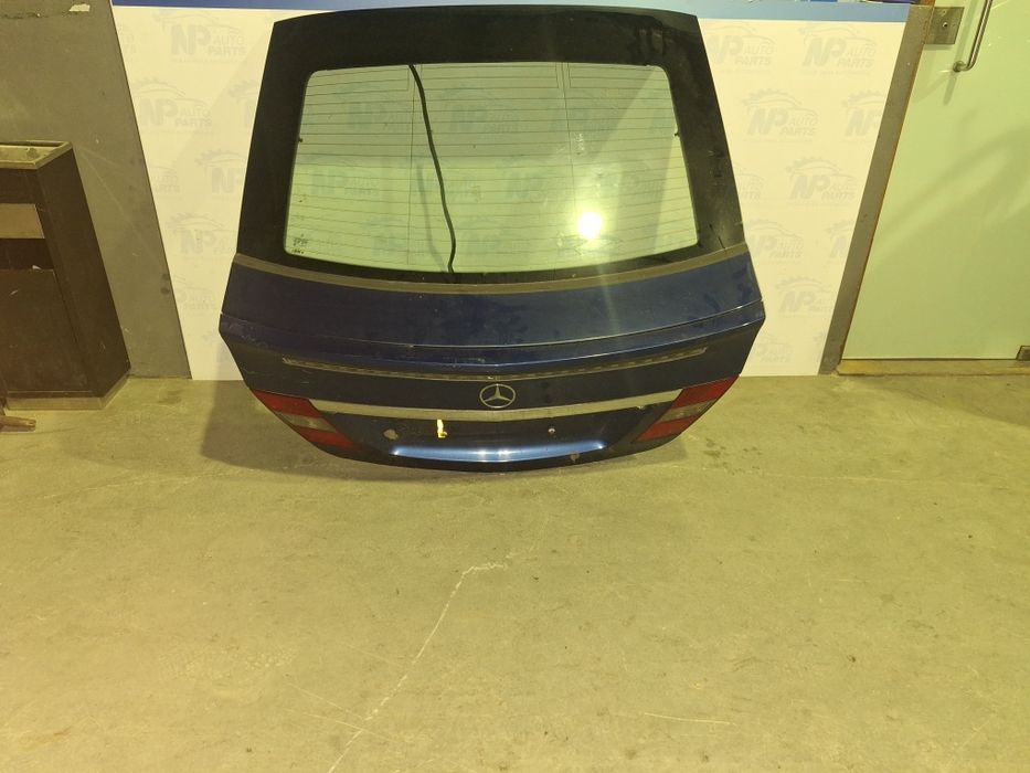 Tampa da mala mercedes CLC