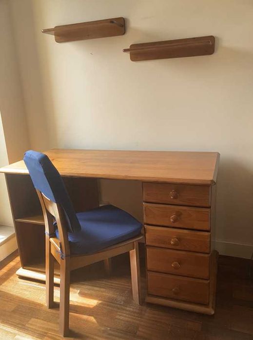 Mobília de Quarto de Solteiro + 1