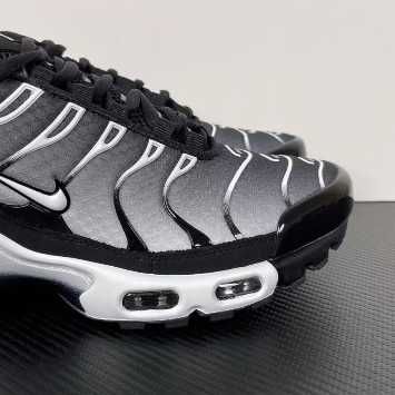 Nike Air Max TN Plus Black Silver White R.41
