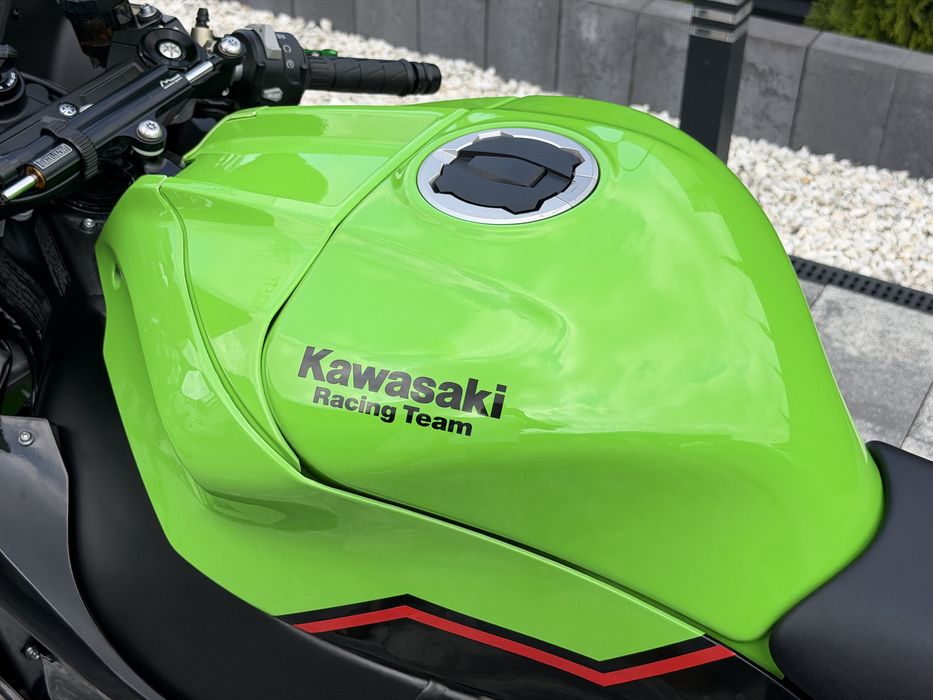 Kawasaki zx 10 r 2021
