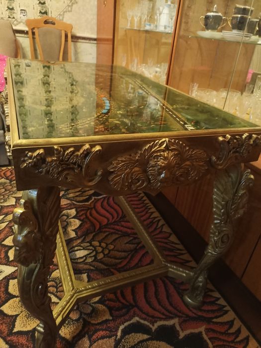 Продам стол ручной работы