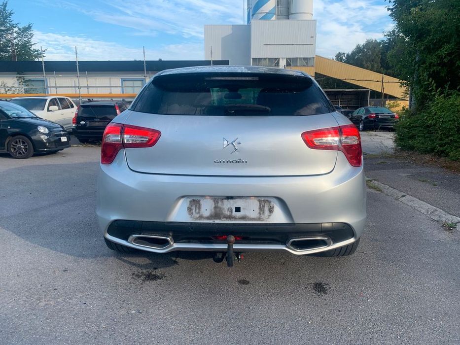 Бампер Citroen С5 DS5 2011-2018 разборка сітроен c5 дс5 запчастини