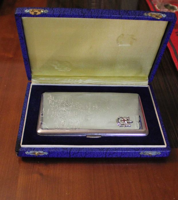 Cigarreira metal de 1950, brasão e mapa UK com estojo
