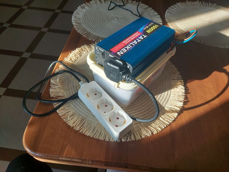 DIY портативна зарядна станція