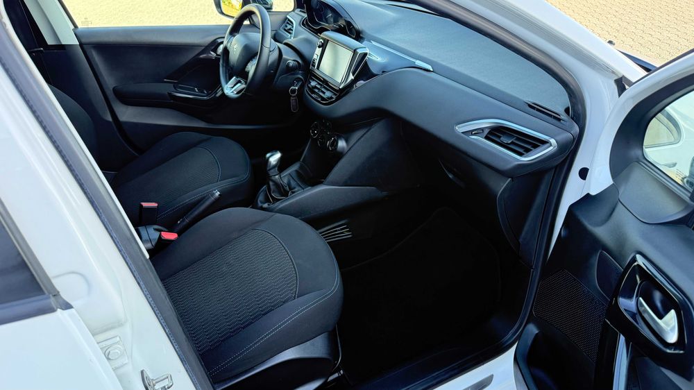 Peugeot 208 1.5 Blue HDi 102 cv Signature 2019 1 dono