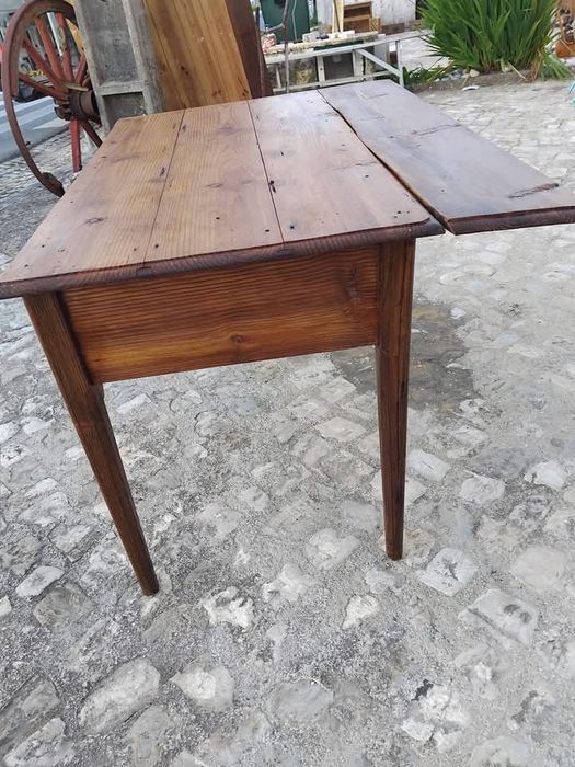 Mesa de aba rústica