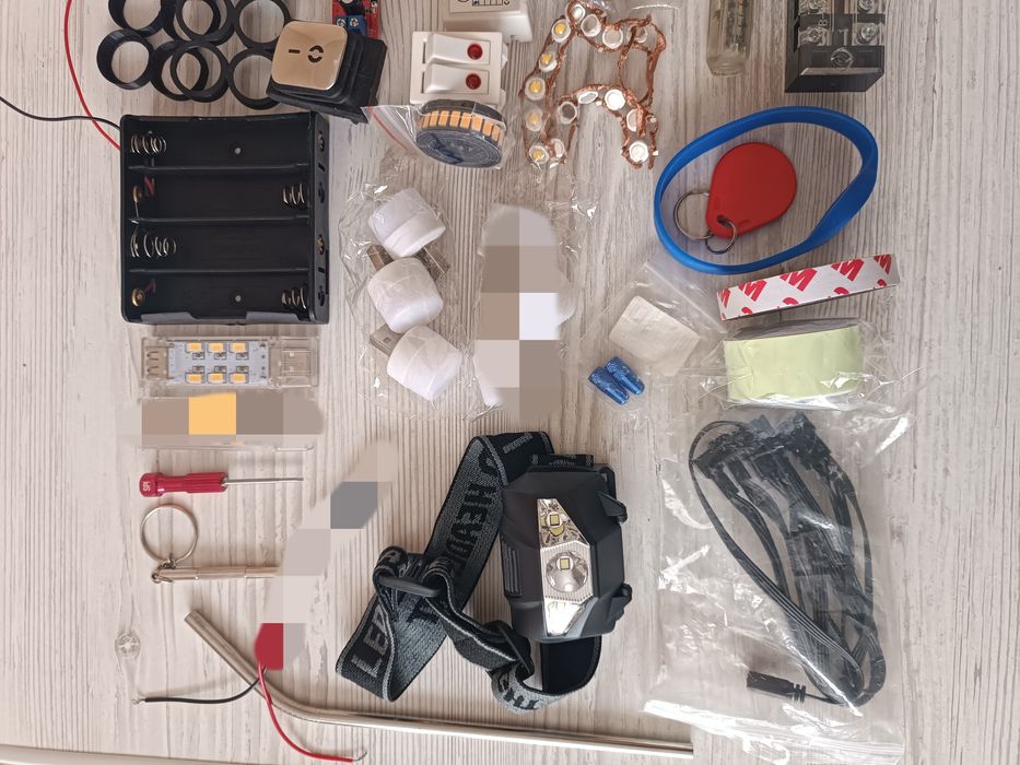 Плата led живлення 3v вхід 220v 2-22 діод