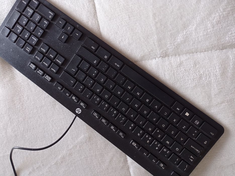Vendo computador, monitor e teclado Hp