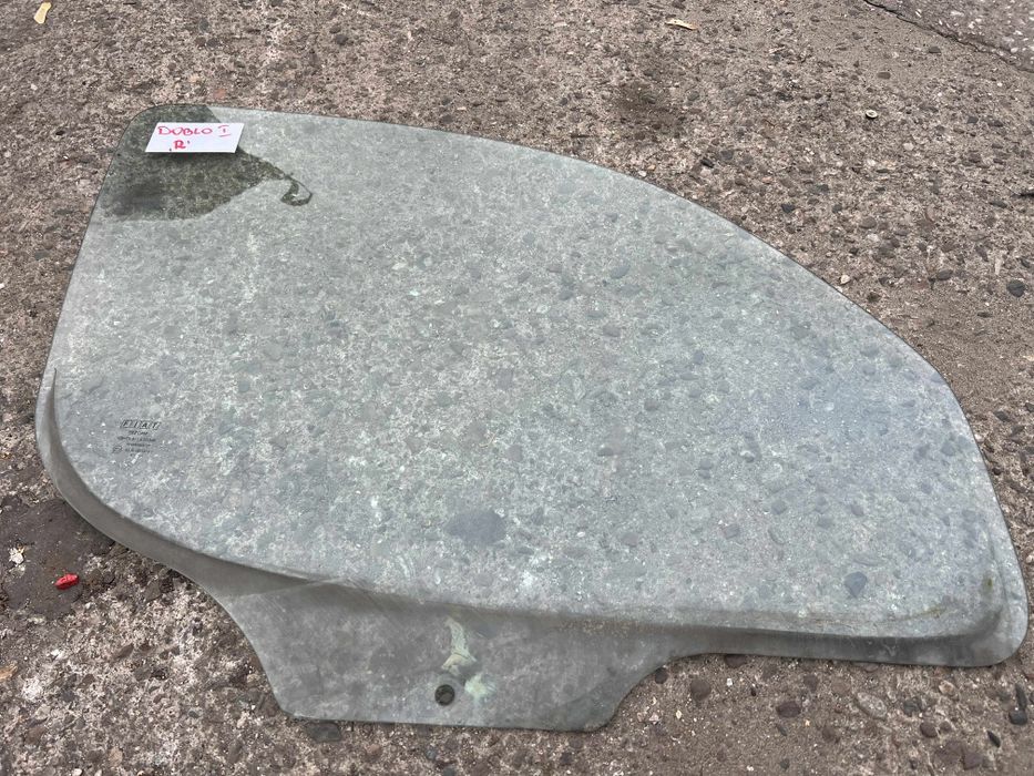 Szyba drzwi prawa przód fiat doblo I 1