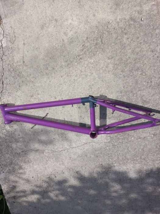 Рама eastern traildigger, каретка mid 19 мм, седло пластиковое, пеги