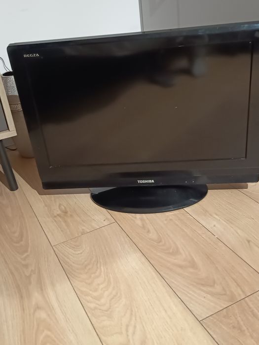 Toshiba, model 26AV603PG.