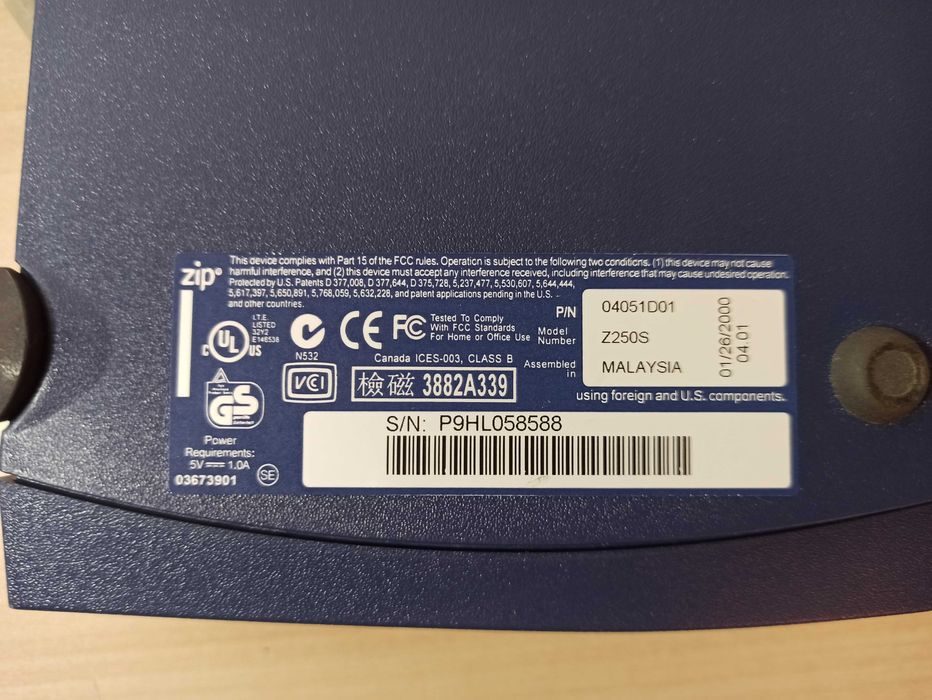 Iomega ZIP Drive 250