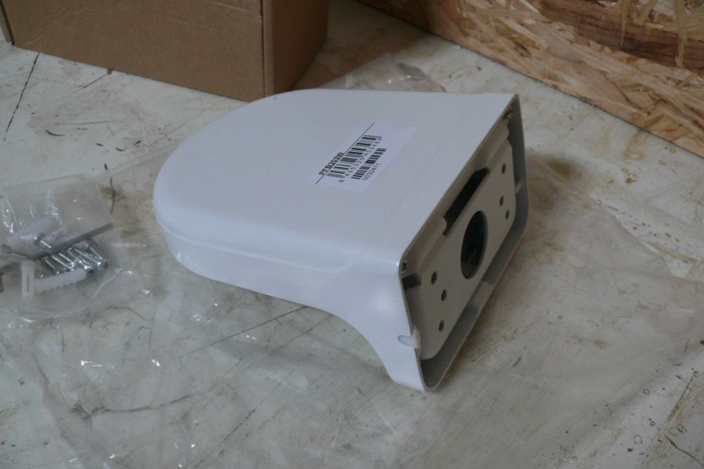 Suporte de parede branco para câmaras CCTV