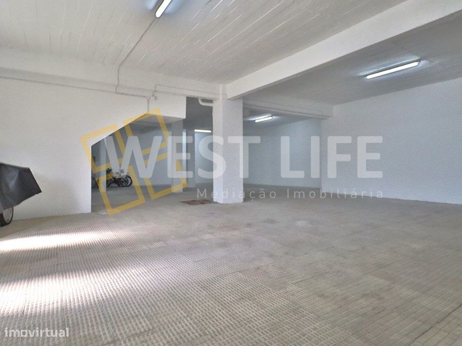 Apartamento T2+1 Totalmente Remodelado com VISTA MAR - a apenas 3 m...