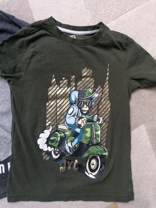 Koszulki dla chłopca 128