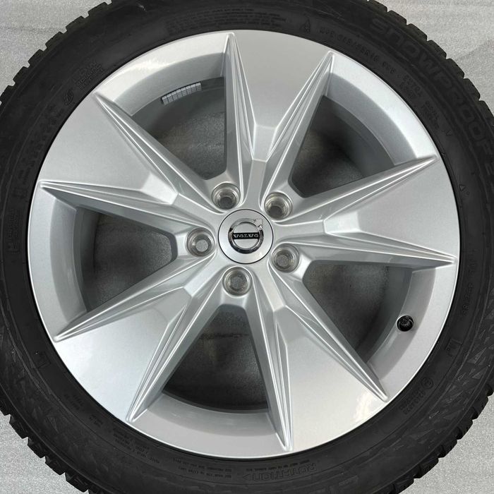Felgi aluminiowe 18 Volvo XC40 V60 S60 V60CC 5x108 ET 50,5 Oryginalne
