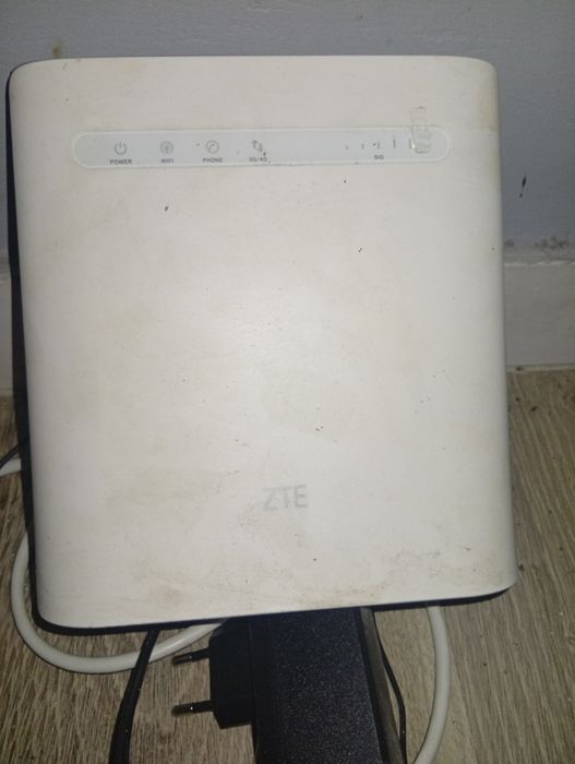 Ruter  ZTEwi-fi 5g na kartę
