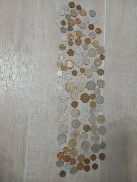 Монеты разных стран мира