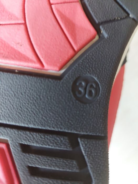 Buty chłopięce 36