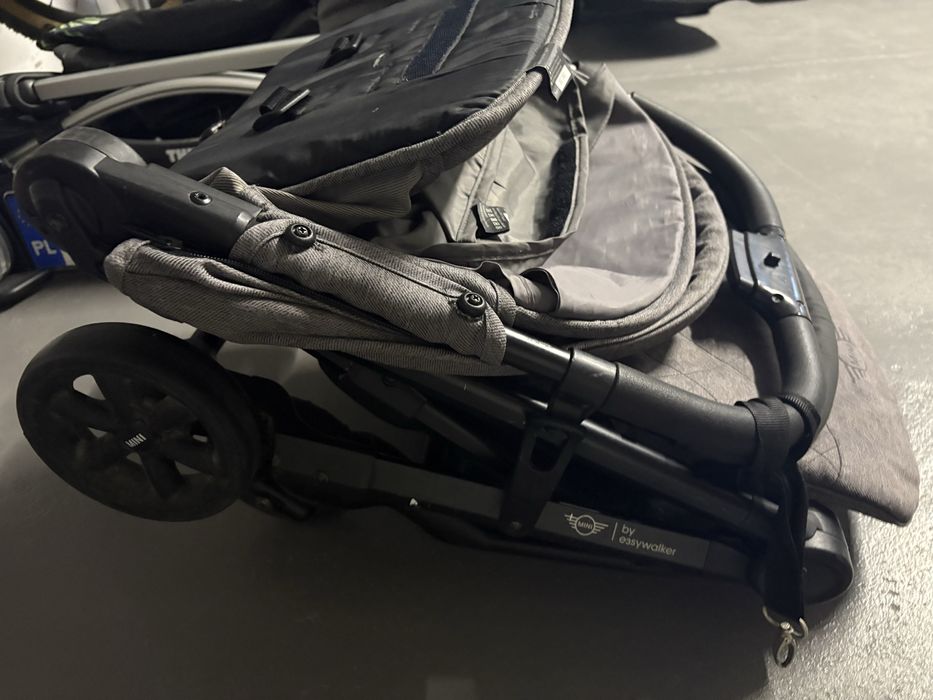 Mini by easywalker spacerówka kompatkowy wózek