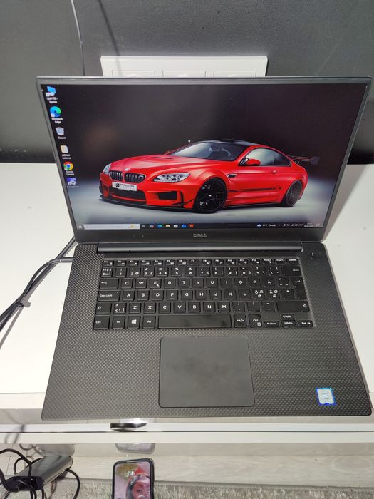 Ноутбук dell xPS 15 9560/GTX 1050/i7/32 ГБ/SSD 1тб/15,6 full HD IPS