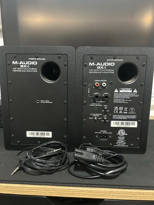 Colunas Monitor M-Audio BX4