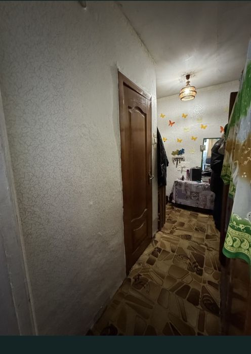 Однокімнатна квартира з газовим індивідуальним опаленням