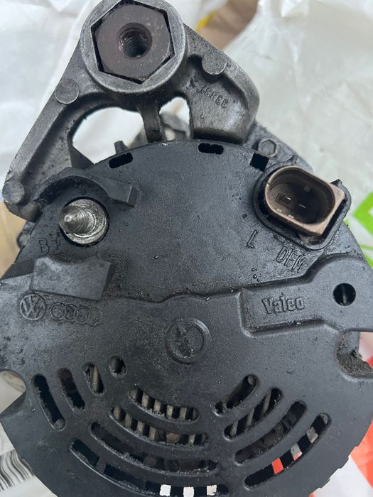 Генератор ауді а6 с 5 2.5 тді