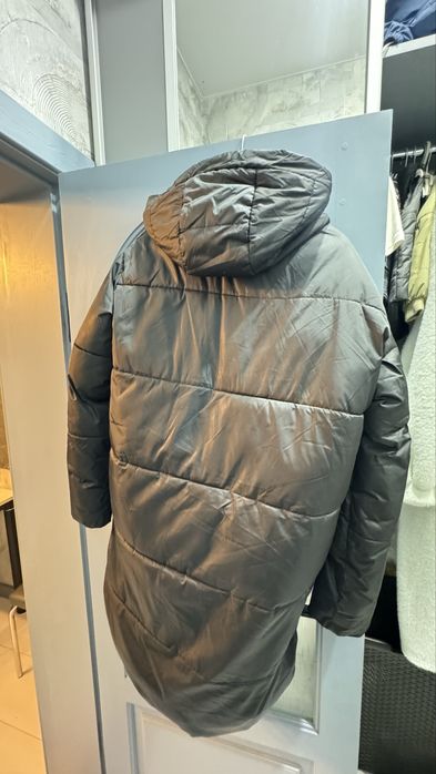 Пуховик / зимня курточка