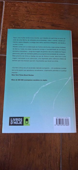 Livro "Out - uma saída"