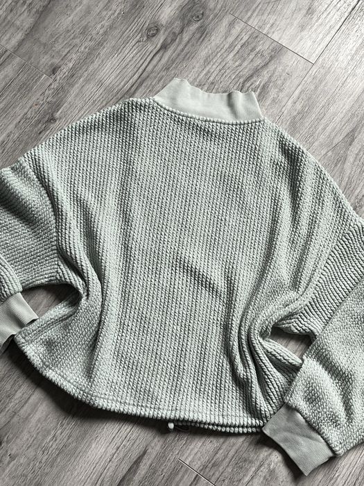 Miętowa bluza zapinana casual identity roz 42